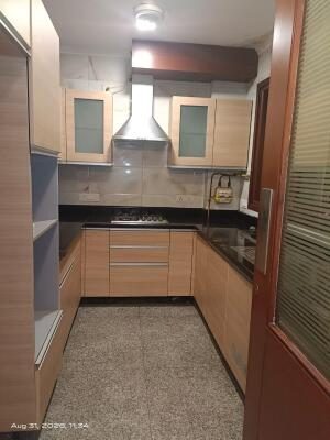 Sarvapriya Vihar, photo 5 of 9